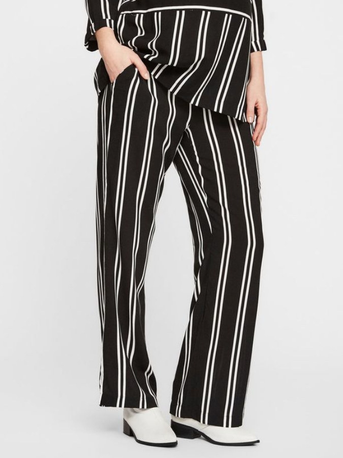 kuuma teini porno kuvia