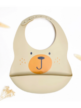 Ruokalappu silikonia Nalle Sand