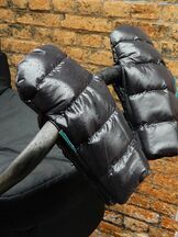 Vaunuhanskat Østerbro Puffer Black