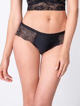 Alushousut Beth brief black